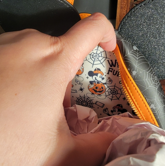 NWT Loungefly Disney Mickey Mouse Pumpkin Light Up Mini Backpack - Picture 10 of 11